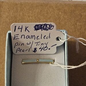 Gold and Cream Enameled Pin with Pearl